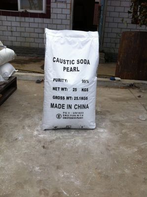 Caustic soda in pearl